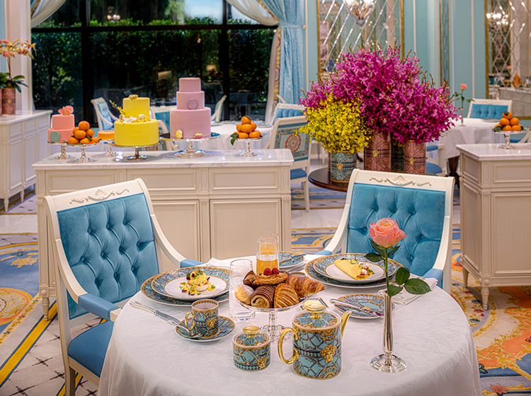 /The%20afternoon%20tea%20that%20offered%20by%20La%20Scala%20del%20Palazzo%2C%20a%20restaurant%20that%20provides%20delicious%20Italian%20pastries%20in%20GLP%20Resort%20Macau.