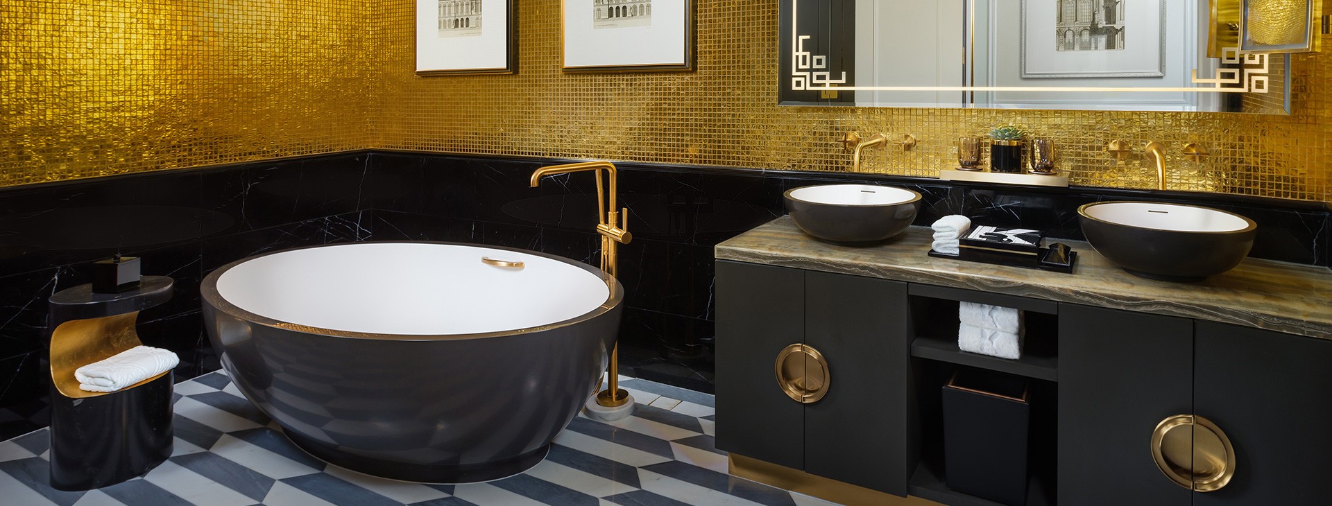 /Ikonik%20Suite%20Bathroom