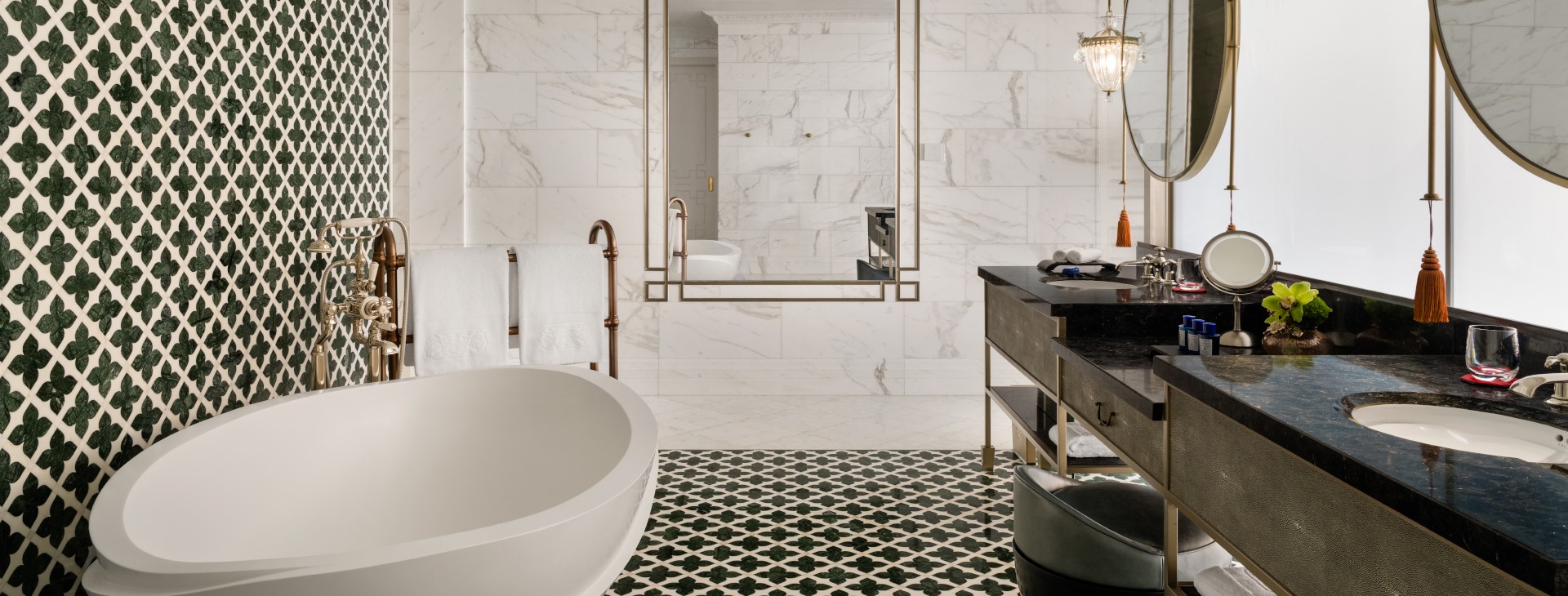 /GLP%20Venus%20Suite%20Bathroom